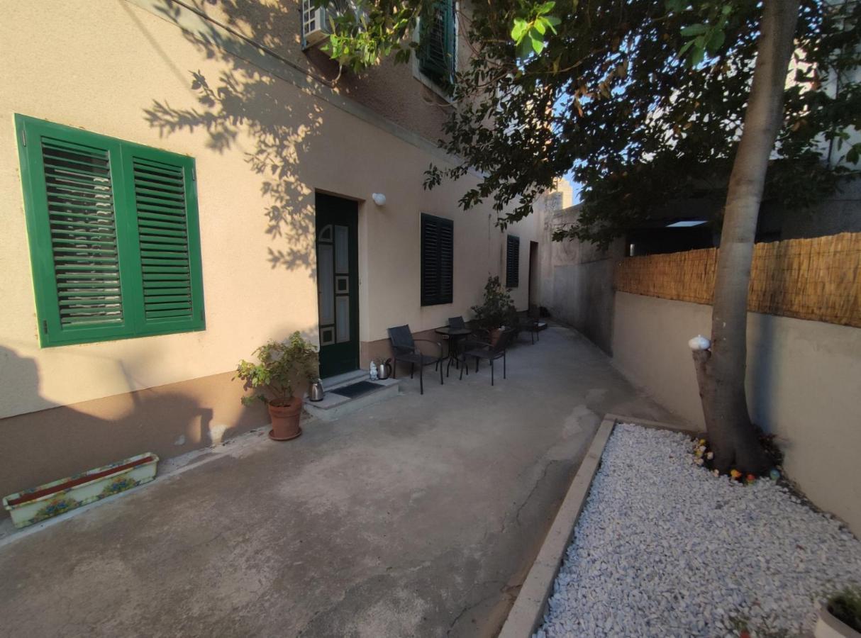 Apartment Tona Šibenik Eksteriør billede