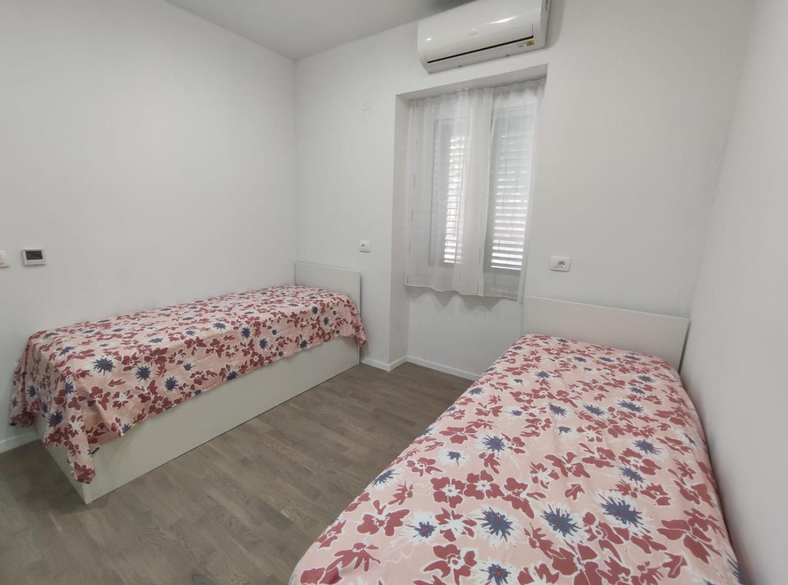Apartment Tona Šibenik Eksteriør billede